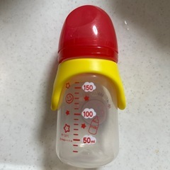 哺乳瓶の画像