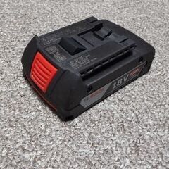 ボッシュ 18v2Ahバッテリーと充電器(GAL 18V-40) セットの画像