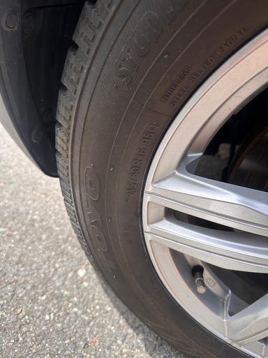 215/60R16 スタッドレスタイヤ　マツダCX3  トーヨータイヤ