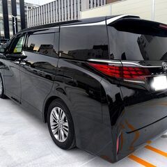 新型アルファード黒革・ムーンルーフ・後席有機ELテレビ・極上車・分割相談可！の画像
