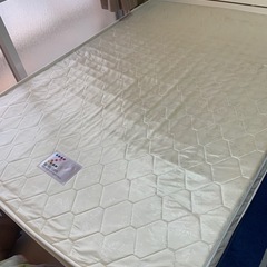 マットレスダブルサイズ