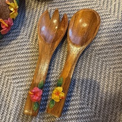 グアムで購入した 木のサラダボールの画像