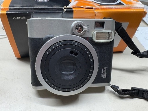 Fujifilm instax mini 90     インスタントカメラ