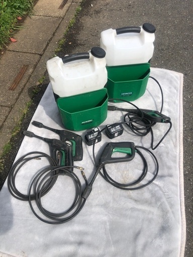 ハイコーキの高圧洗浄機２台。