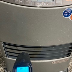 トヨトミ　石油ファンヒーターの画像