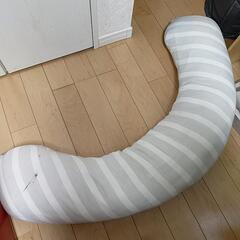 抱き枕の画像