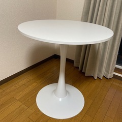 円型テーブル