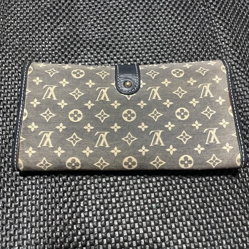 VUITTON長財布