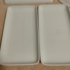 角皿（無印良品）丸皿（サタルニア:イタリア）各３枚の画像