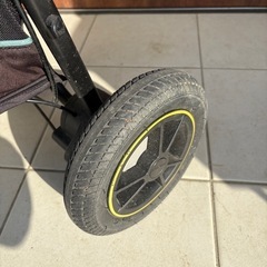 アップリカ　3輪ベビーカーの画像