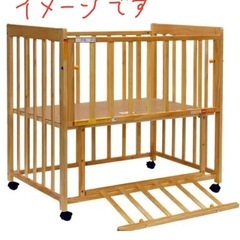 組立式　木製ベビーベッド【下部収納つき】の画像