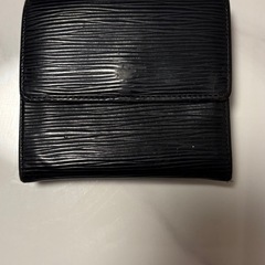 ルイヴィトン　エピ　ブラック　三つ折り財布の画像
