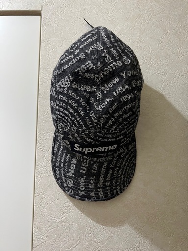未使用　帽子　キャップ　supreme シュプリーム