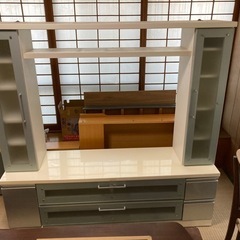 値下げしました。テレビ台¥5,000