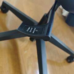 FLEXISPOT オフィスチェア デスクチェア OC3 多機能調節 シンクロロッキング 3段階固定 メッシュ素材 2Dヘッドレスト アームレスト ランバーサポート 静音キャスター コートラック付き（グレー（メッシュ））の画像