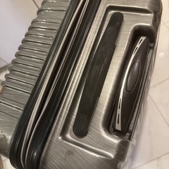 キャリーケースMサイズ