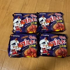 ブルダック炒め麺（韓国風ヤンニョムチキン味）