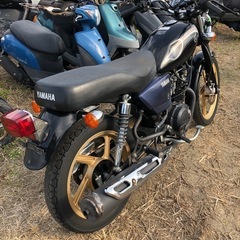 ヤマハ  YB125SP  書類付部品取り、レストアベース車の画像