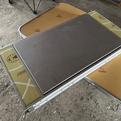 コールマンFURNITURE SLIM 4-FOLDING BBQ TABLE の画像