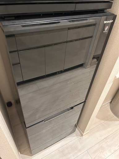 【美品】シャープ　冷蔵庫　1年半のみ使用　一人暮らし
