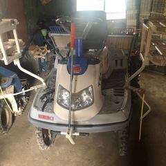 イセキ田植え機4条　乗用さなえ　乗用