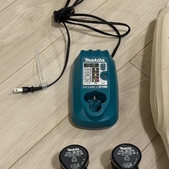 MAKITA 充電式クリーナ CL102D 10.8Vの画像