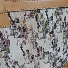 レア OZONEROCKS  自由の女神柄キャリーバッグの画像