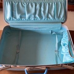 Samsoniteスーツケースの画像