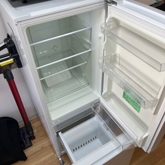 【格安】２ドア冷蔵庫 （YAMADA SELECT）の画像