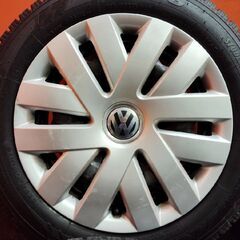 【TOYO GIZ 185/60R15】スタッドレス【VW 6R ポロ 純正スチールホイール 15インチ 6J5HPCD100+38】22年製 バリ溝　(KTM354)の画像