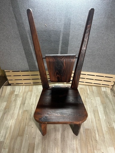 ダークブラウン木製ダンチェア