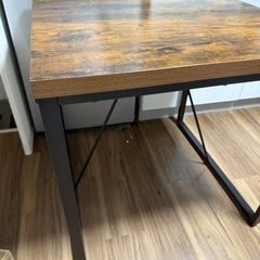 ニトリ ダイニングテーブルの画像