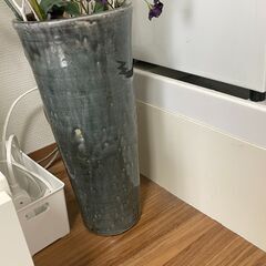 陶器の花瓶（鉢）