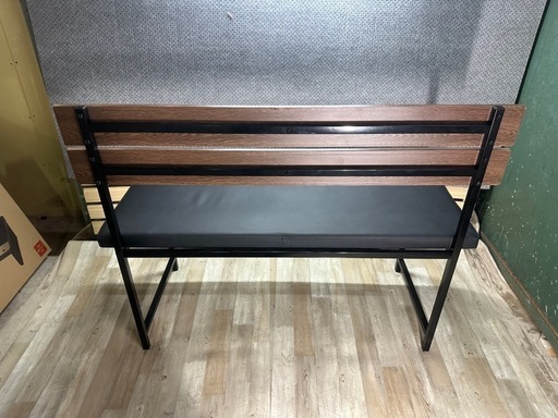 モダン長椅子型ベンチ