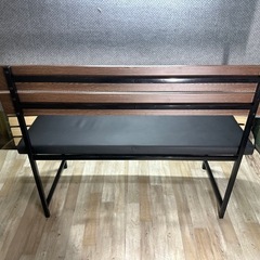 モダン長椅子型ベンチの画像