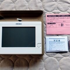 ★両用★セイコークロック 置掛時計 電波 白 デジタル SQ447Wの画像
