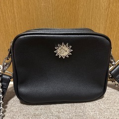EVRIS ブラック ショルダーバッグの画像