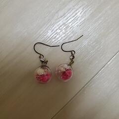 激安！！！未使用！！かわいい☆お花クリアピアス★の画像