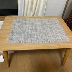 ニトリテーブル