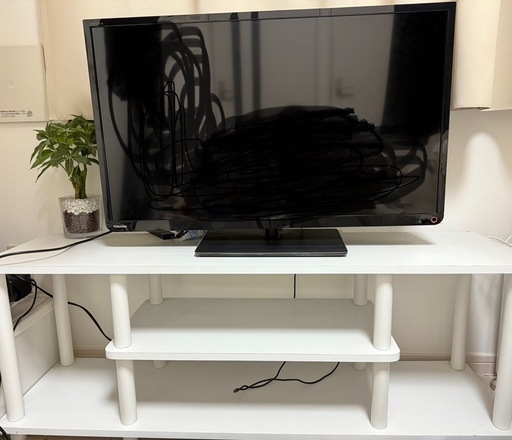 液晶テレビとテレビ台