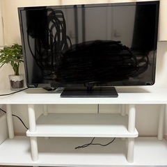 液晶テレビとテレビ台