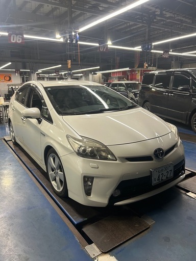 30プリウスgツーリング (つばさ) 小鶴新田のプリウスの中古車 30プリウスgツーリング (つばさ) 小鶴新田のプリウスの中古車