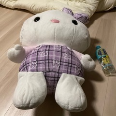キティーちゃんぬいぐるみの画像