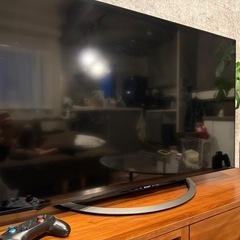 シャープ液晶テレビとテレビ台セットの画像
