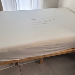 【高級マットレス付き】セミダブルベッド