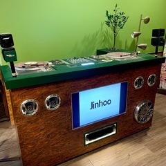 大幅値下げ　DJブース　グリーン　ブラウン　レトロ　おしゃれ
