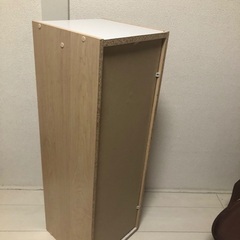 三段カラーボックスの画像