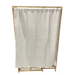 【決まりました】木製棚 カーテン付きの画像