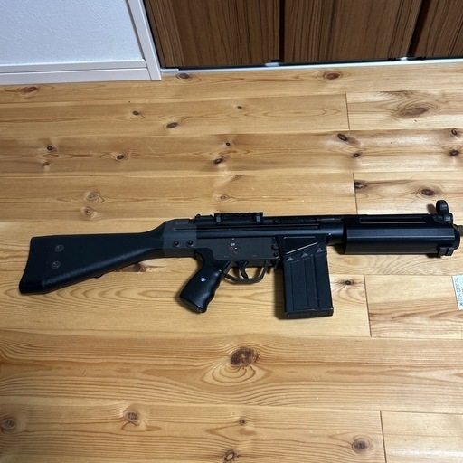 電動ガン　東京マルイM4、MC51、GLOCK22