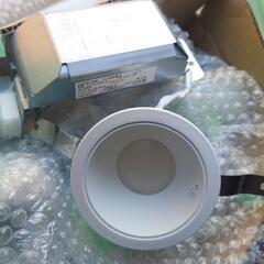 【未使用品】KOIZUMI社製 調光調色LEDライト（22年製）